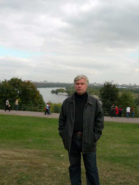 Вид на Москву реку 1, коломенское kolomna history people many rus russia moscow 2005 россия москва крест парк мед ландшафт православие церковь храм церковная служба апарышев