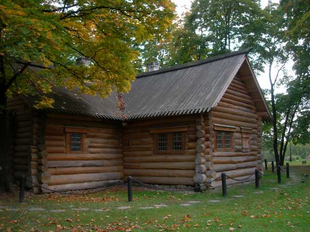Домик Петра I, коломенское kolomna history people many rus russia moscow 2005 россия москва крест парк мед ландшафт православие церковь храм церковная служба апарышев