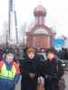 Снимок на память history people many rus russia moscow 2005 россия москва кузьминки нижегородская рязанка Обретение крест православие церковь храм церковная служба апарышев