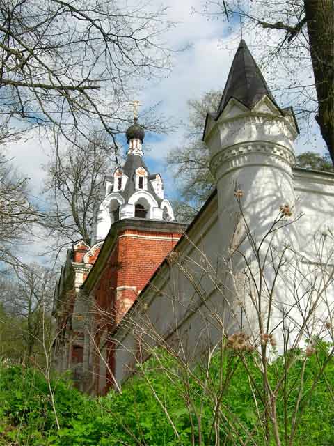 Скит 2 history people many pic pictures video rus russia moscow 2005 abbat abat photo foto fotki савино сторожевский монастырь звенигород россия москва крест православие церковь храм церковная служба фото фотки апарышев
