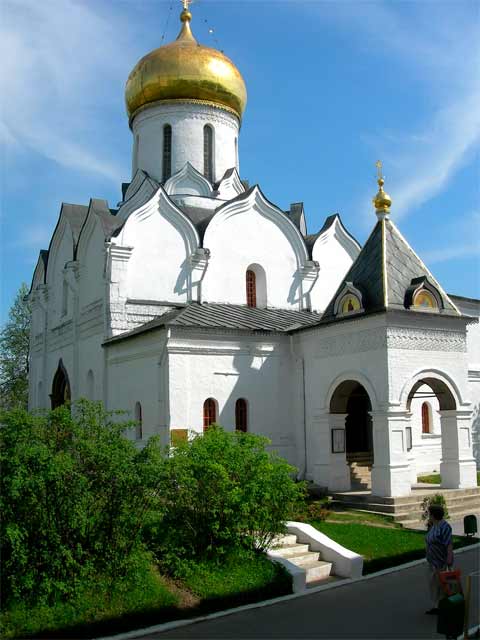 Храм 2 history people many pic pictures video rus russia moscow 2005 abbat abat photo foto fotki савино сторожевский монастырь звенигород россия москва крест православие церковь храм церковная служба фото фотки апарышев