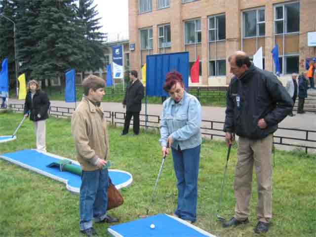 Минигольф 1 sport spartakiada vtb people many rus russia moscow 2004 history россия москва внешторг банк спорт спартакиада апарышев